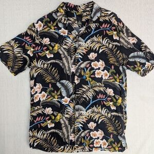 H&M Hawaiian Tropical Floral Button-Up Shirt Black Viscose Short Sleeve Men's M